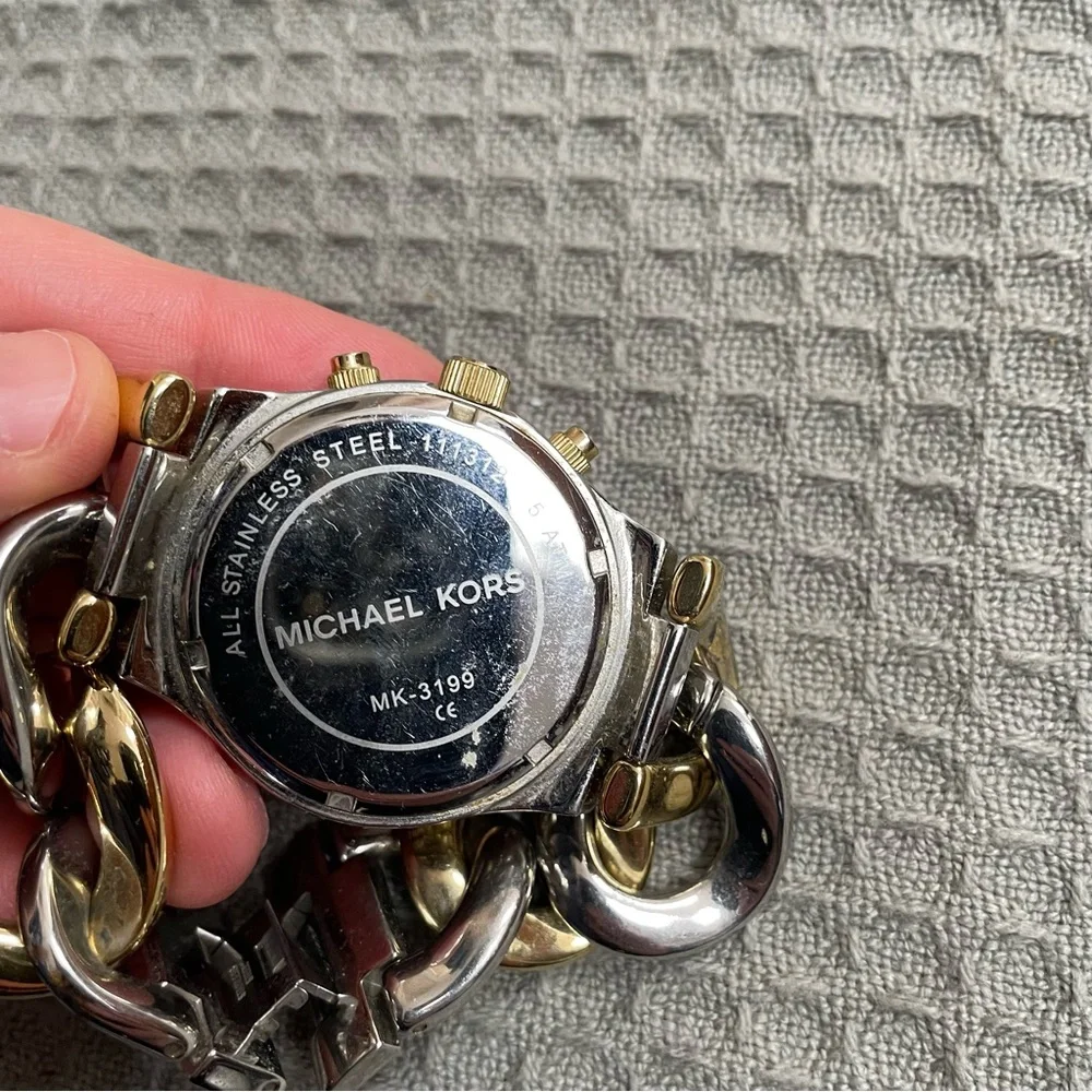 Michael Kors Runway Watch Womens Two Tone Stainless‎ Steel